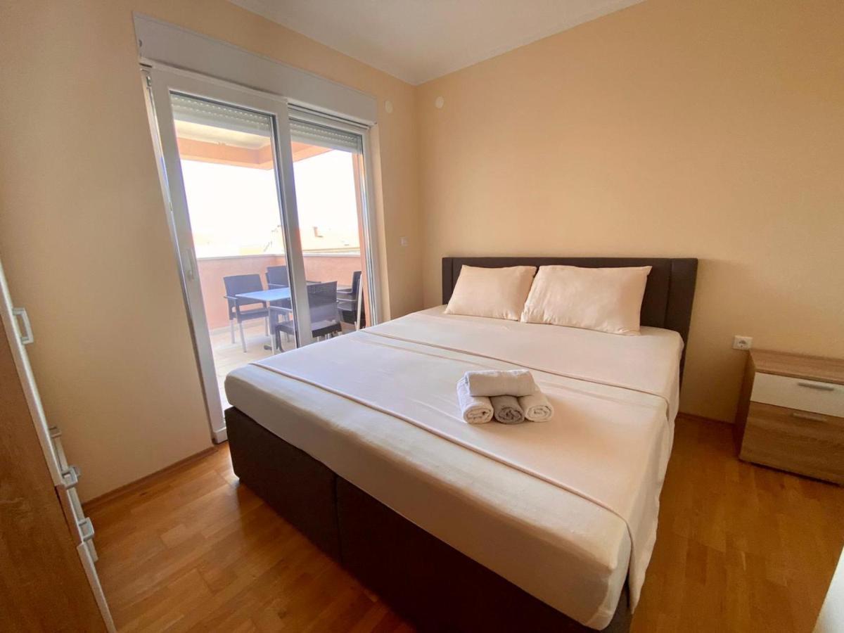 Atrium Novalja Apartamento Exterior foto